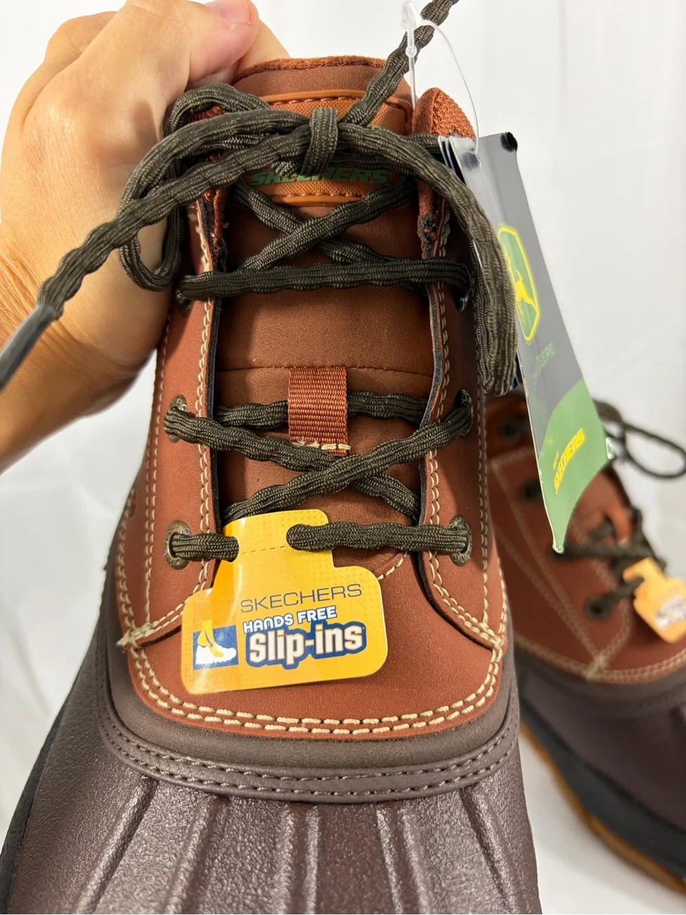 Skechers •men’s size